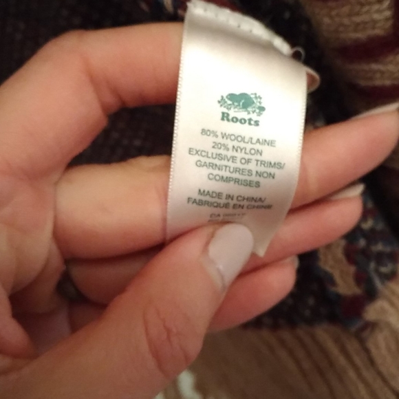 Unique vintage roots wool sweater - Picture 3 of 5